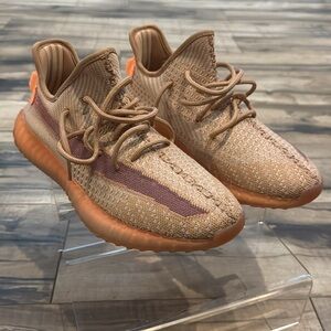2019 Adidas Yeezy Boost 350 V2 Clay Size 9.5 EG7490